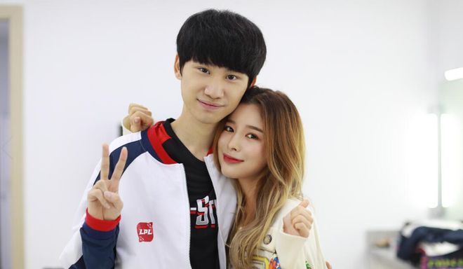 队的新星布 队的新星布