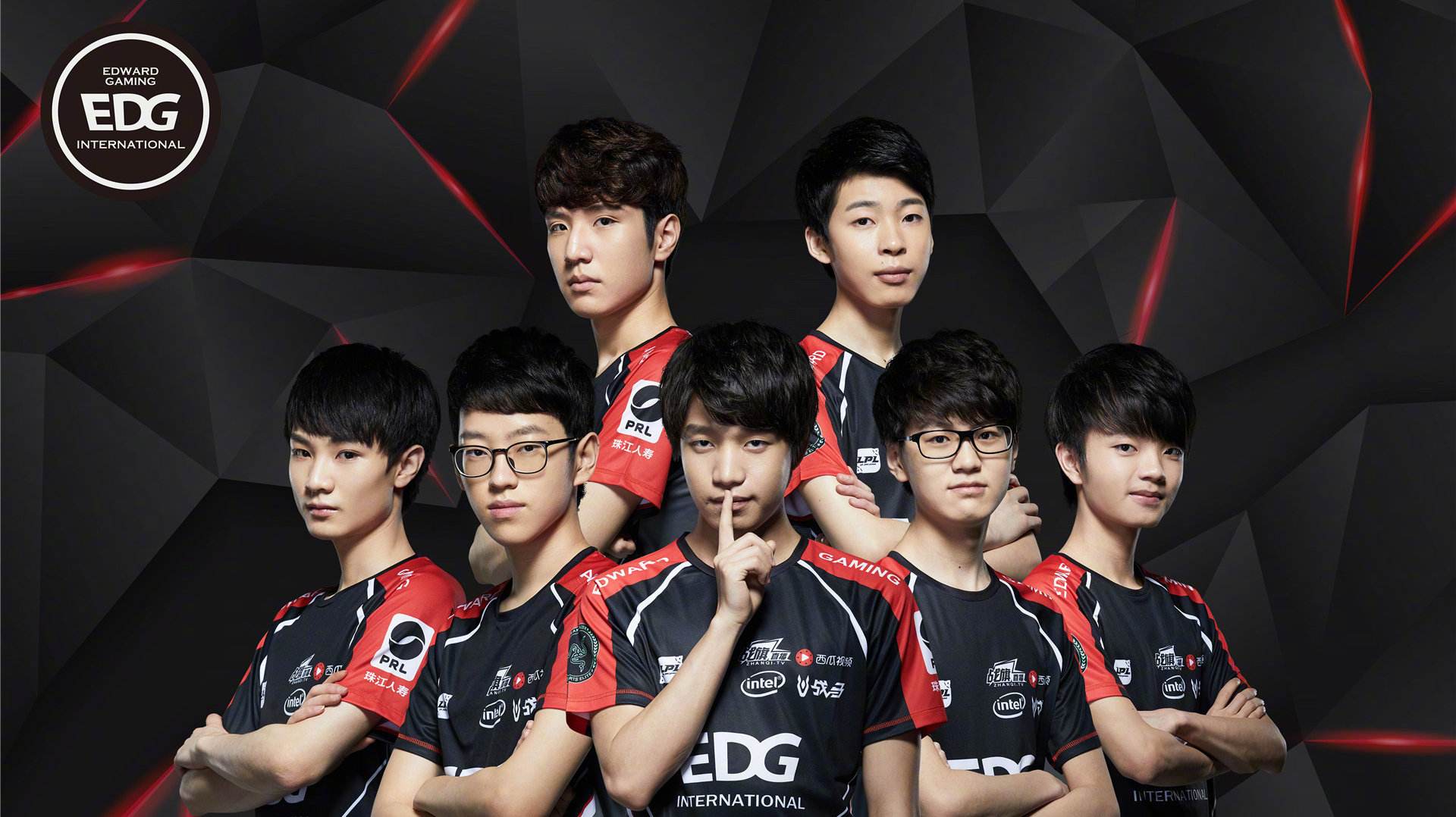 端保持了应 端保持了应